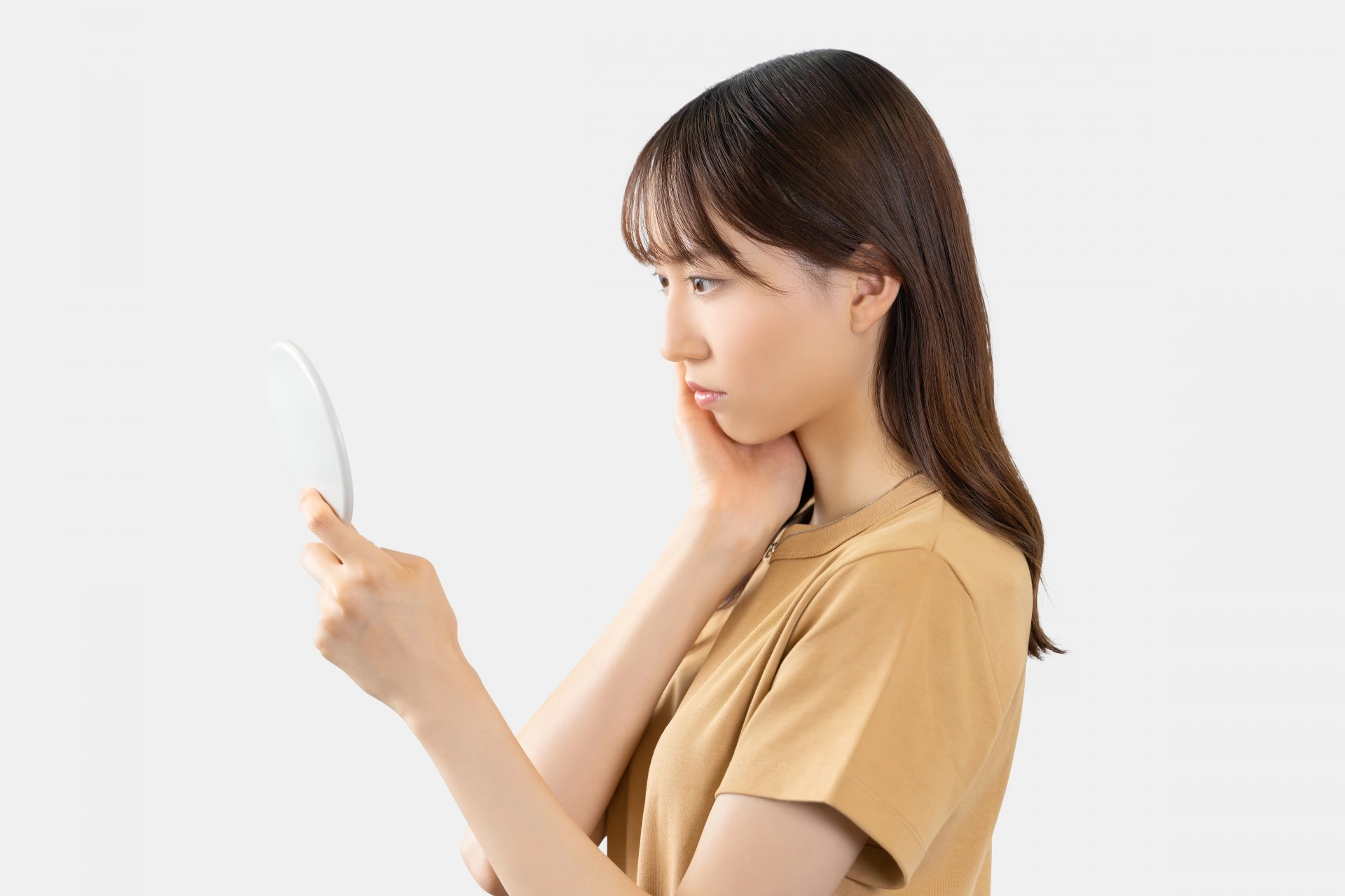 老化を気にする女性