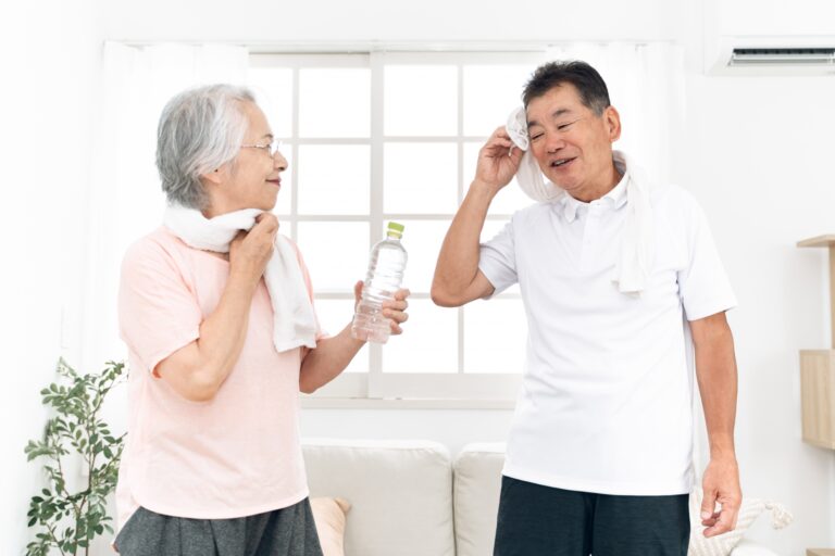 骨密度の低下を防ぐには？運動と栄養で丈夫な身体づくりを目指そう